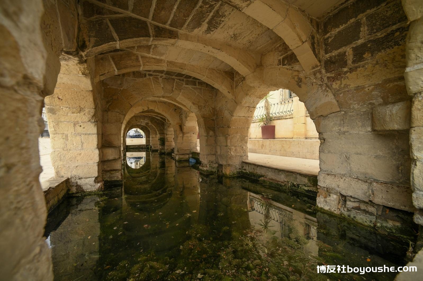 Msida 的公共洗手间 (Għajn Tal-Ħasselin) 正在进行修复。 照片：马修·米拉贝利